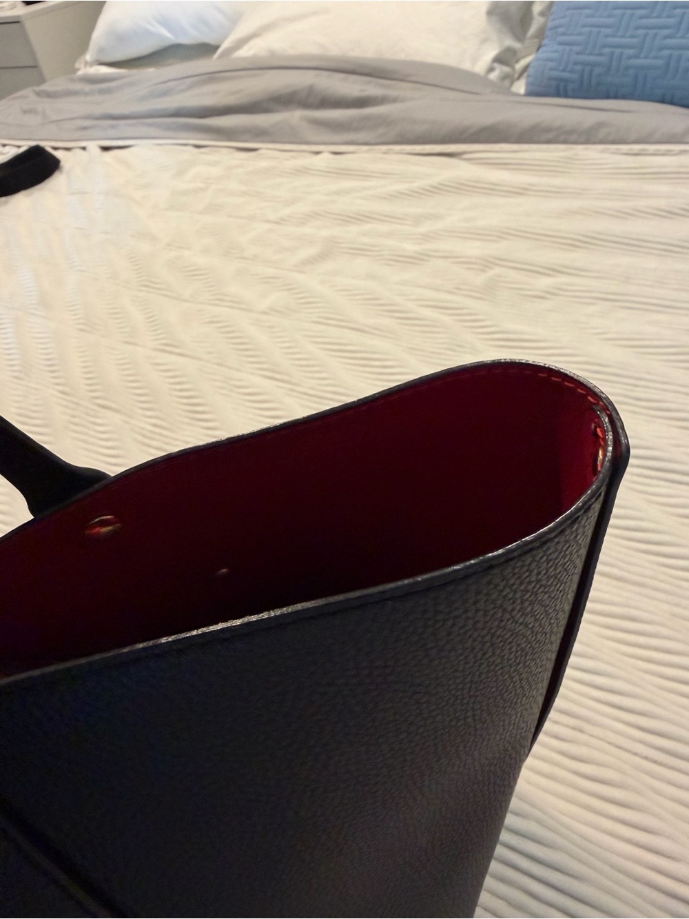 Coach Black Pebbled Leather Tote Bag with Red Leather interior - Picture 3 of 10